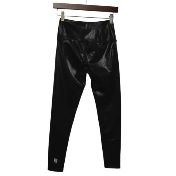 BARRYS FIT High Waist Speed Tight Womens M Shiny Foil Black Cropped Leggings $98 - Picture 2 of 8